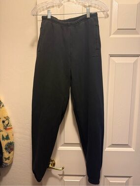 SKIMS Women’s Black Fleece Jogger Pants